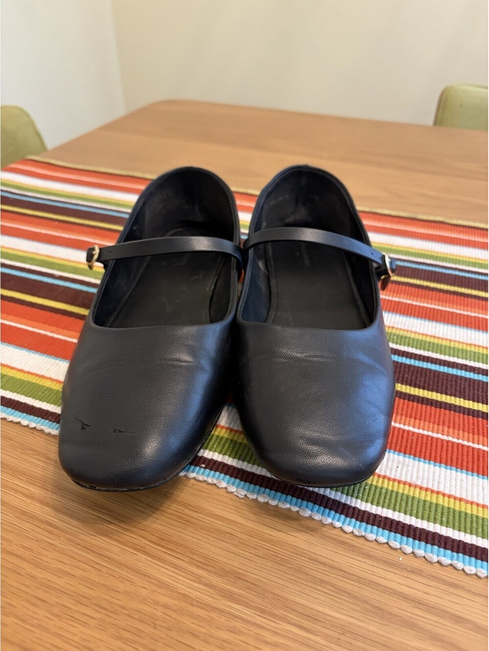 Banana Republic Mary Jane Flats Womens 8.5 Black Round Toe Faux Leather